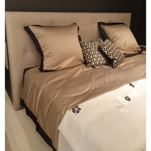 Hoofdbord+bedkader+inlegboxen beige
